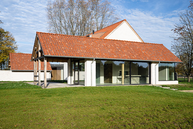 Photo1
